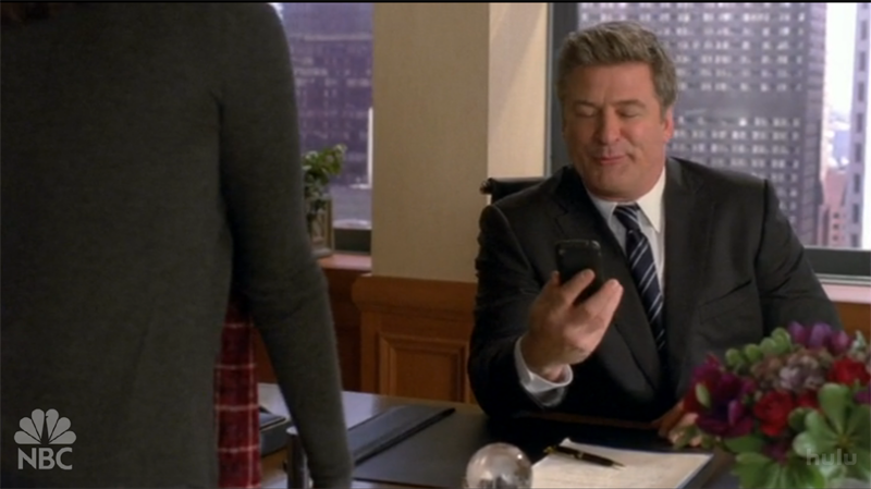 Illustration for article titled So What's Up With the iPhone Love on 30 Rock?